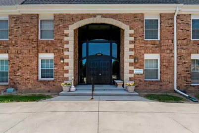 2101  Chateau Ct #106, Grafton, WI 53024 - Photo 16