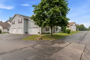 191 Bur Oak Ln, Grafton, WI 53024 - Photo 20