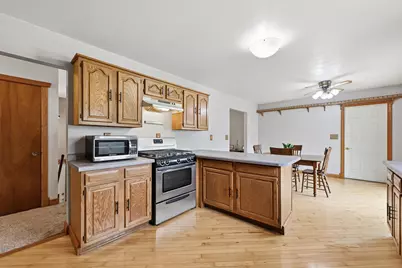 4751 E Oakview Dr, Milton, WI 53563 - Photo 12