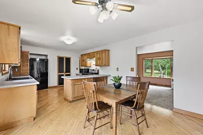 4751 E Oakview Dr, Milton, WI 53563 - Photo 8