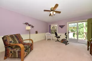211 E Alta Loma Cir, Thiensville, WI 53092 - Photo 16