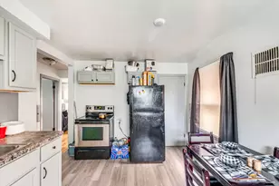 4631 W Keefe Ave, Milwaukee, WI 53216 - Photo 14