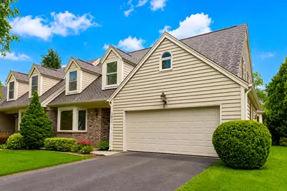 1611 W Eastbrook Ct, Mequon, WI 53092 - Photo 2