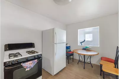 3015 S 13th St #3017, Milwaukee, WI 53215 - Photo 6