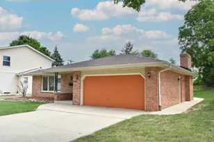 6126 S Merrill Ave, Cudahy, WI 53110 - Photo 36