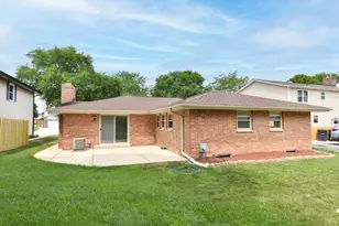 6126 S Merrill Ave, Cudahy, WI 53110 - Photo 2