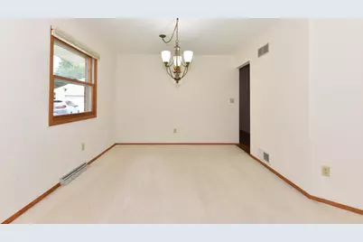 6126 S Merrill Ave, Cudahy, WI 53110 - Photo 10