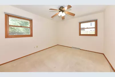 6126 S Merrill Ave, Cudahy, WI 53110 - Photo 26