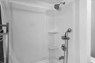 436 N 7th St, Manitowoc, WI 54220 - Photo 18