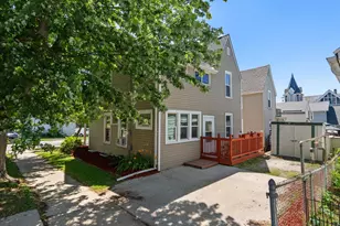 436 N 7th St, Manitowoc, WI 54220 - Photo 22