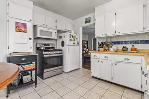 225 Nelson St, Sharon, WI 53585 - Photo 8