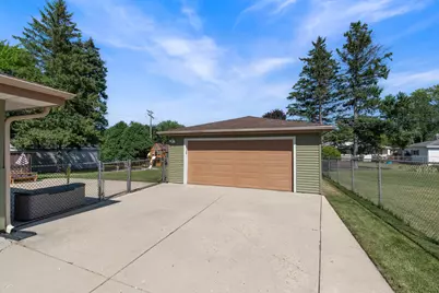 8574 N 59th St, Brown Deer, WI 53223 - Photo 22