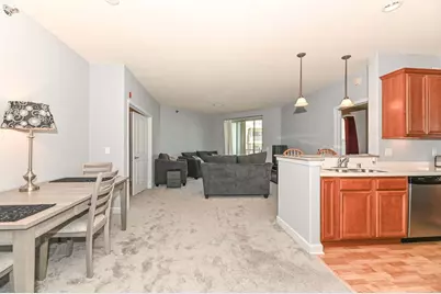4130 S Lake Dr #278, Saint Francis, WI 53235 - Photo 2