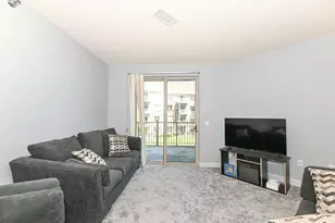 4130 S Lake Dr, Saint Francis, WI 53235 - Photo 10