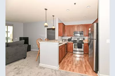 4130 S Lake Dr #278, Saint Francis, WI 53235 - Photo 4