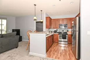 4130 S Lake Dr, Saint Francis, WI 53235 - Photo 4