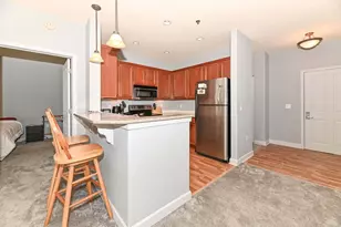 4130 S Lake Dr, Saint Francis, WI 53235 - Photo 8