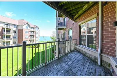 4130 S Lake Dr #278, Saint Francis, WI 53235 - Photo 24
