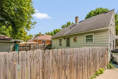 5151 N 63rd St, Milwaukee, WI 53218 - Photo 4