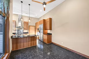 7513 W Tuckaway Pines Cir, Franklin, WI 53132 - Photo 4