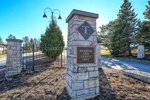 7513 W Tuckaway Pines Cir, Franklin, WI 53132 - Photo 34