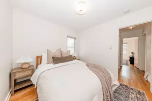 3269 N Oakland Ave, Milwaukee, WI 53211 - Photo 16