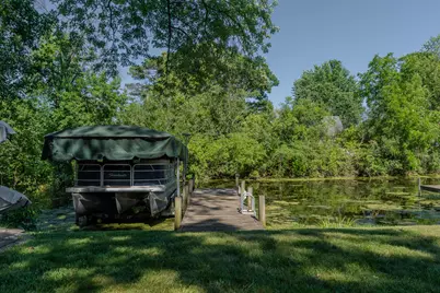 2712  Nagawicka Ave, Delafield, WI 53018 - Photo 22