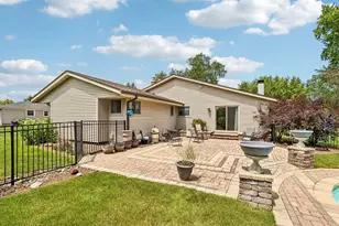36651 Prairie Dr, Summit, WI 53066 - Photo 50