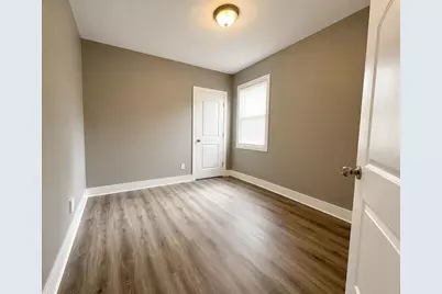 5330 N 36th St, Milwaukee, WI 53209 - Photo 8