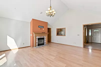 N114W19759  Woodberry Pass, Germantown, WI 53022 - Photo 12