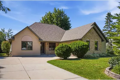 N114W19759  Woodberry Pass, Germantown, WI 53022 - Photo 48
