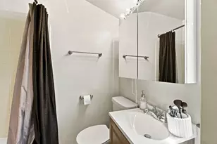 2915 E Allerton Ave, Saint Francis, WI 53235 - Photo 22