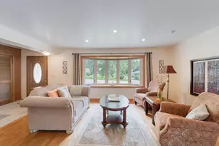 4109 W Hemlock St, Milwaukee, WI 53209 - Photo 2