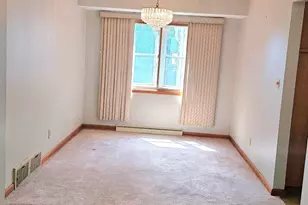7469 N 51st Blvd, Milwaukee, WI 53223 - Photo 6