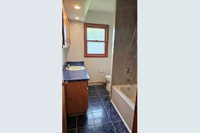 7469 N 51st Blvd, Milwaukee, WI 53223 - Photo 8