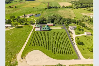 22200 W 6 Mile Rd, Racine, WI 53126 - Photo 8