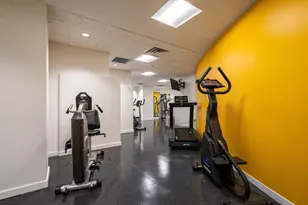545 E Wells St, Milwaukee, WI 53202 - Photo 22