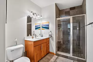545 E Wells St, Milwaukee, WI 53202 - Photo 18