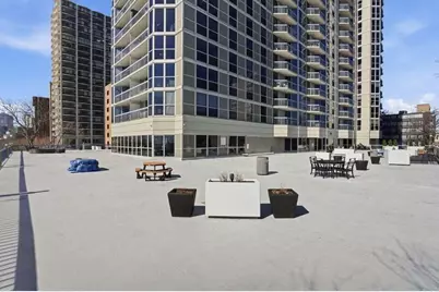 1660 N Prospect Ave #701, Milwaukee, WI 53202 - Photo 10