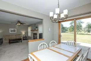 8795 S Lizanne Dr, Oak Creek, WI 53154 - Photo 18