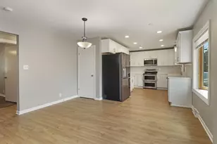 3818 68th St, Kenosha, WI 53142 - Photo 6