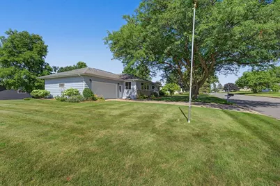 300  Sherry Ln, Viroqua, WI 54665 - Photo 4