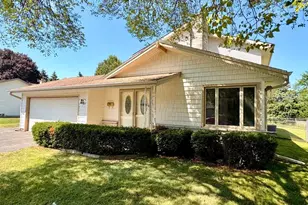 W174N9459 Devonwood Rd, Menomonee Falls, WI 53051 - Photo 1