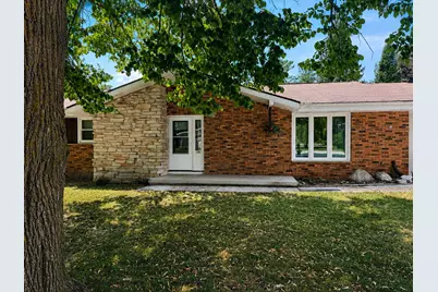 100  Highland St, Adell, WI 53001 - Photo 2