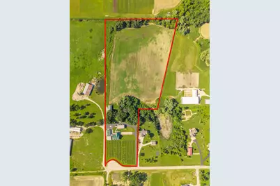 22200 W 6 Mile Rd, Racine, WI 53126 - Photo 10