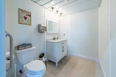 22200 W 6 Mile Rd, Racine, WI 53126 - Photo 26