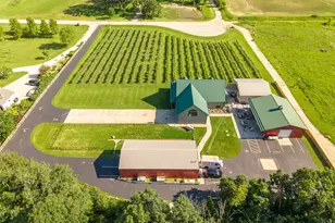 22200 W 6 Mile Rd, Racine, WI 53126 - Photo 6