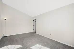 9140 W Elm Ct, Franklin, WI 53132 - Photo 20