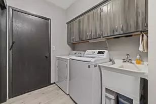 S87W28270 Lookout Ln, Mukwonago, WI 53149 - Photo 52