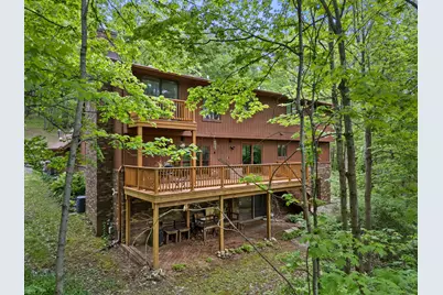 S87W28270  Lookout Ln, Mukwonago, WI 53149 - Photo 2